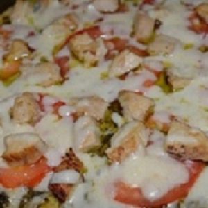 CHICKEN PESTO PIZZA